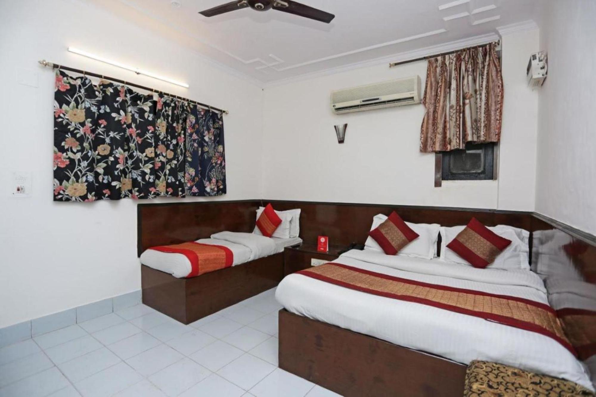 Hotel Perfect Spot- Main Bazar - Walking Metro Station New Delhi Eksteriør billede
